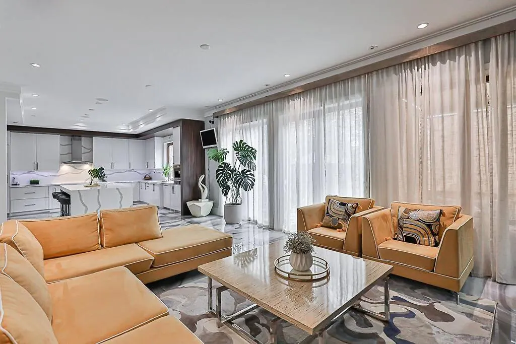 Luxurious Spa Retreat - Toronto Escape Daire